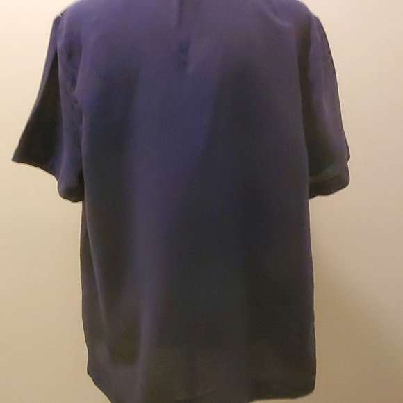 Navy Blue Short Sleeve with Embroidrey - Picture 2 of 4